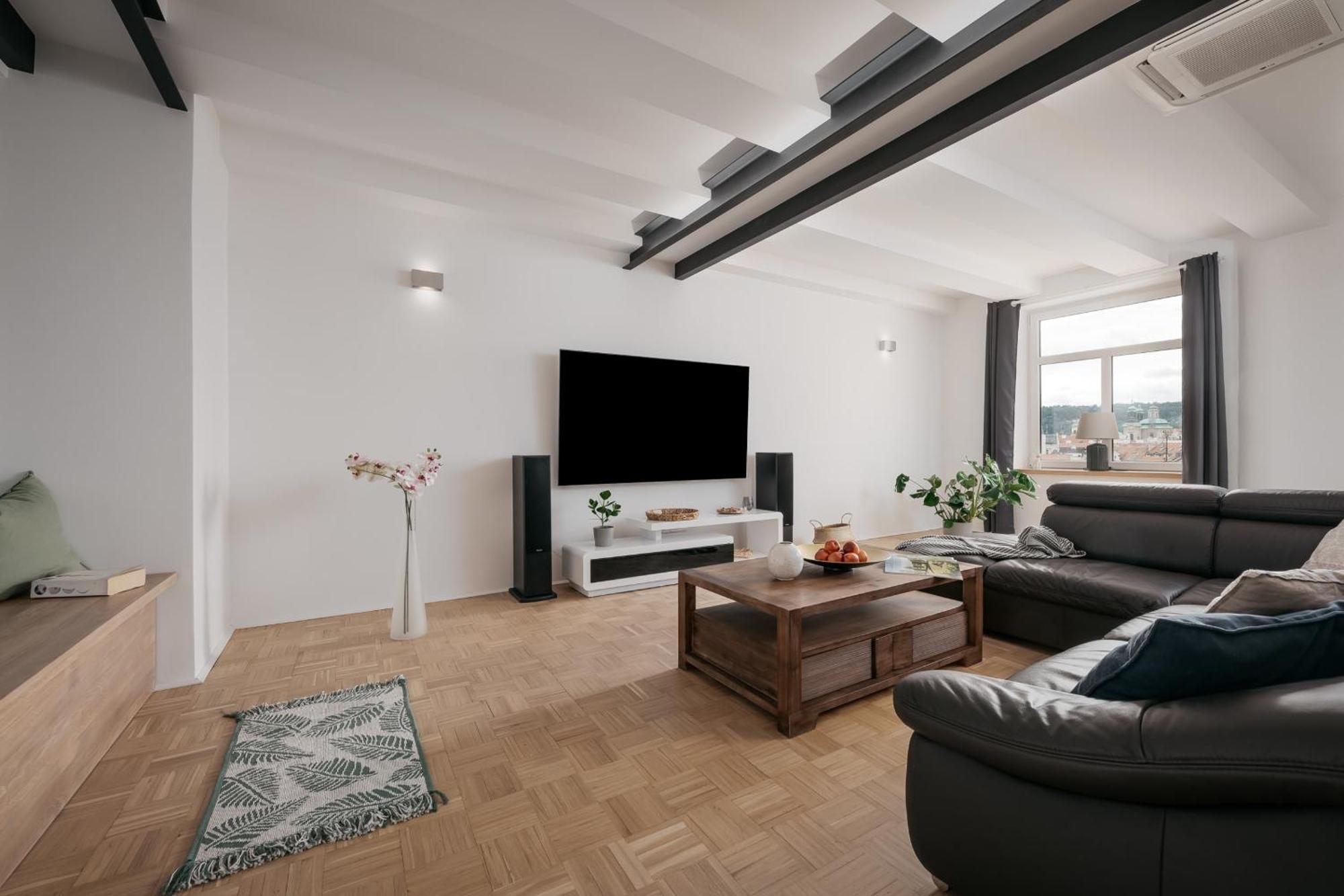 Apartamento Dot 3 Bdr With Tyn Cathedral View & Ac